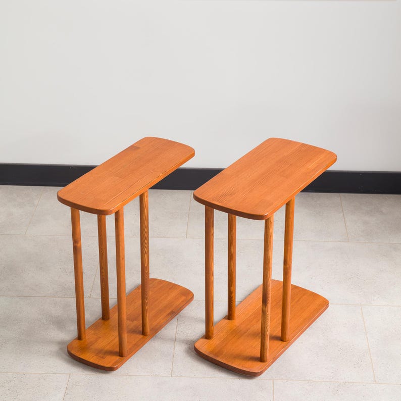 Looking for the perfect sidekick for your living space? Check out our wood narrow side table and slim end table storage design! Whether you need a modern coffee table, a c-shape side table, or a chic narrow side table, we’ve got you covered.