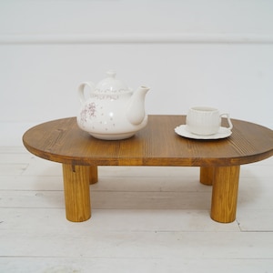 We combine Oval Low Coffee Table Walnut Wood with Mid Century Modern Coffee Table. Here is Unique Center Table as a Livingroom Furniture! This Wooden Large Coffee Table will be absolutely fantastic large coffee table.
