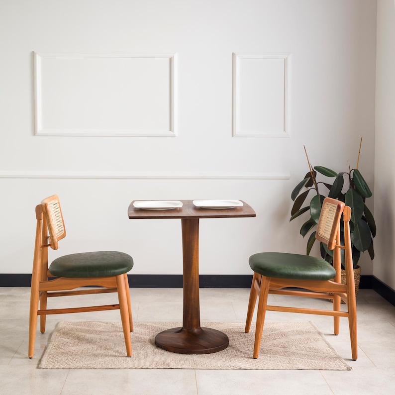 We combine square dining table with tulip leg round side oak wood dining room table. Here is small space table 2 to 4 person seat table as a home kitchen furniture! This oak wood dine table will be absolutely fantastic space saving table