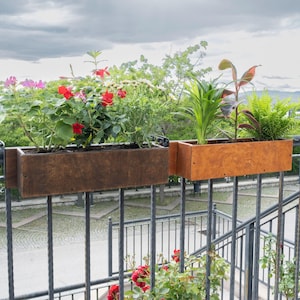 Wooden Railing Planter Box for Balcony, Rectangle Garden Planter with Brackets