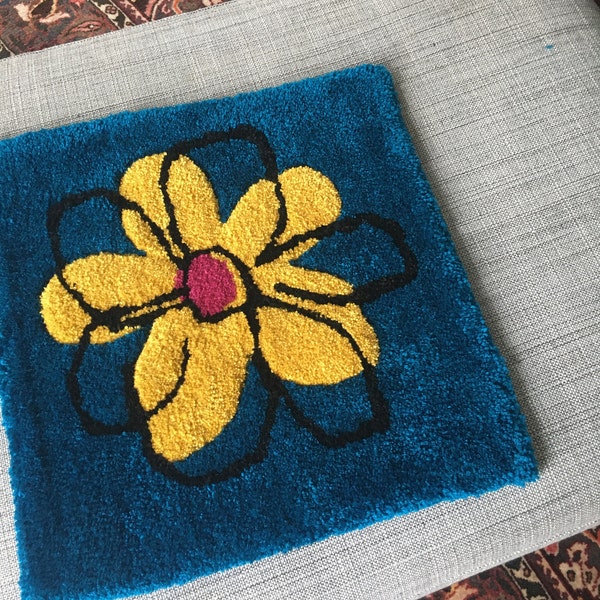 Tapis tufté à la main, motif fleur