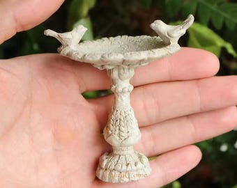 Dollhouse Miniature Bird Bath Garden Accessory