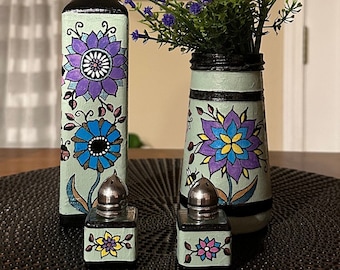 Floral kitchen accessories-4 piece.  Free shipping.