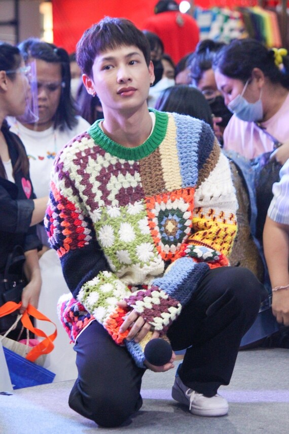 Colorful sweaters mens cheap