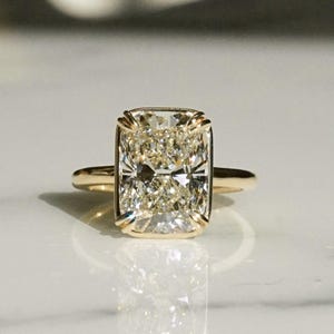 3CT Solitaire Elongated Cushion Cut Moissanite Engagement Ring Women Wedding Ring Anniversary Ring 14K Solid Gold Handmade Rings For Women