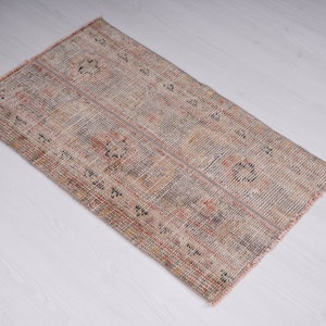Alfombra 2x3, Alfombra turca pequeña, Alfombra pequeña Oushak, Alfombra pequeña vintage, Alfombra neutra, Mini alfombra suave, Alfombra pequeña, Alfombra de felpudo, Alfombra vieja 2x3, 329