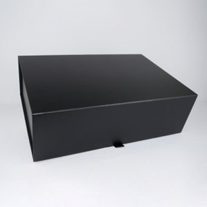 Large Magnetic Closure Gift Box, Corporate Gift Box, Realtor Gift Box, Customizable, Luxurious, Memory Box, 14x9.5x4.5in, Black, White