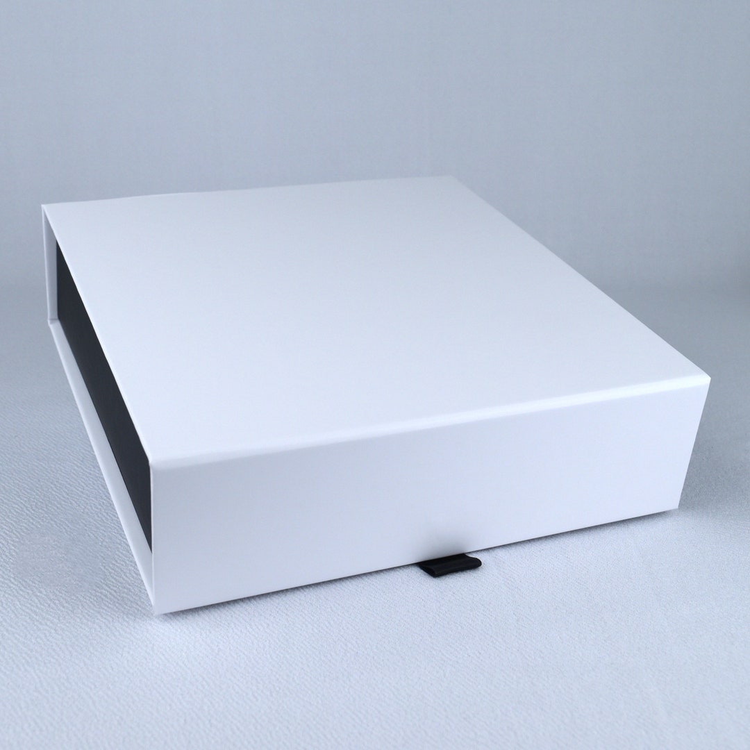 Square Closure Set of 20 Square Magnetic Closure Boxes, Corporate Gift Box, Wholesale ...