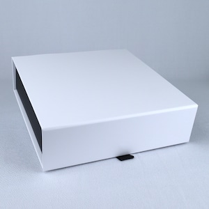 Set of 20 Square Magnetic Closure Boxes, Corporate Gift Box, Wholesale Price, Customizable, Luxurious, 8.75x8.75x2.5in, Black, White