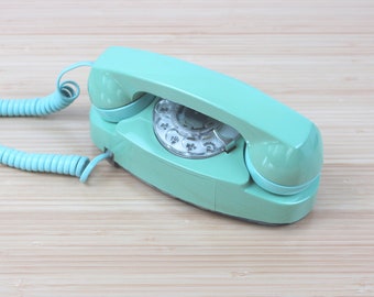 Vintage 60's Turquoise Princess Rotary Telephone Model 702B Excellent Condition