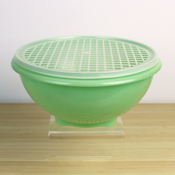 Vintage 1960’s Tupperware Jadeite Colander Strainer w/ Grid Lid Orlando Florida