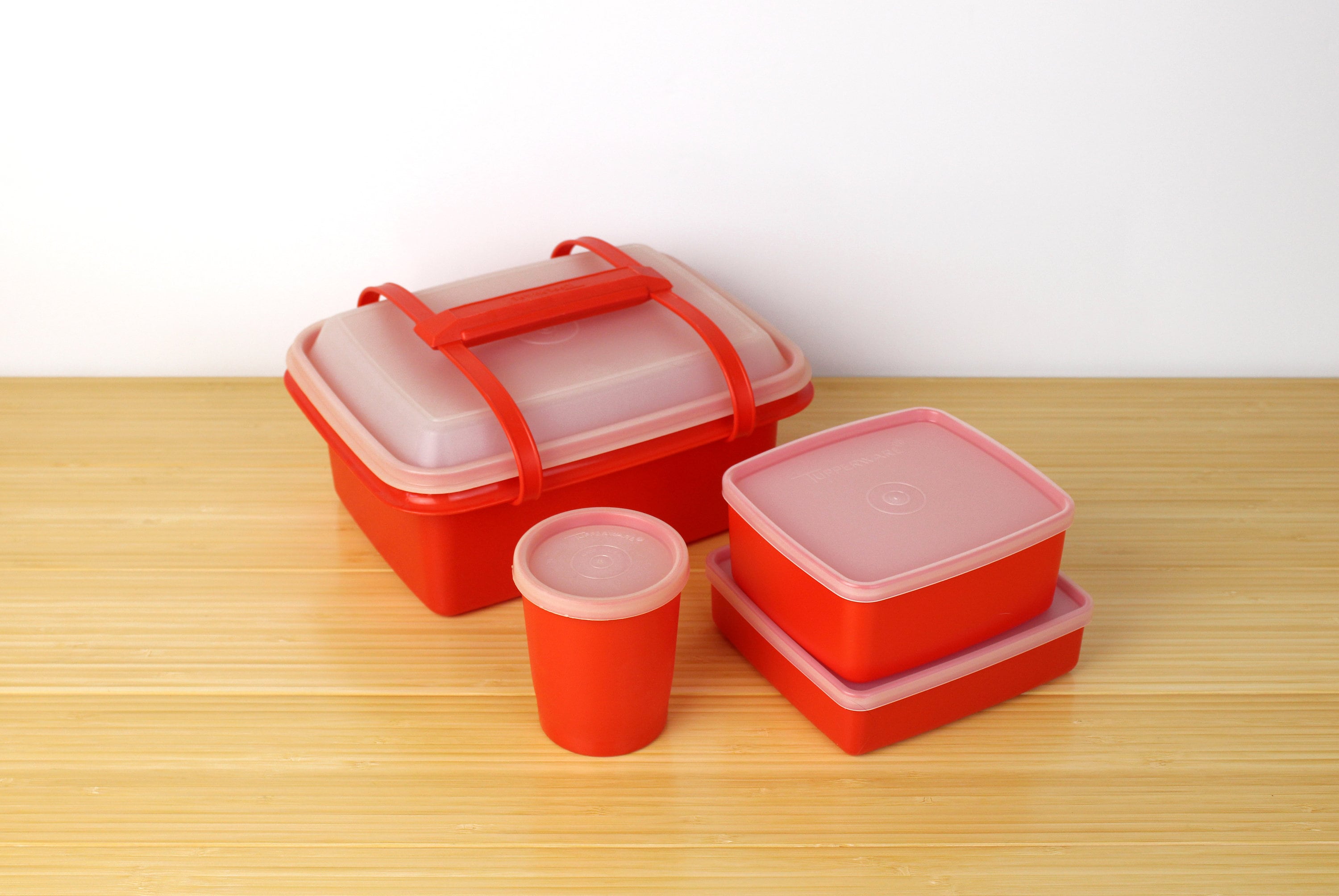 Tupperware まとめ売り タッパーウェア まとめ売り 25個 レトロ - メルカリ
