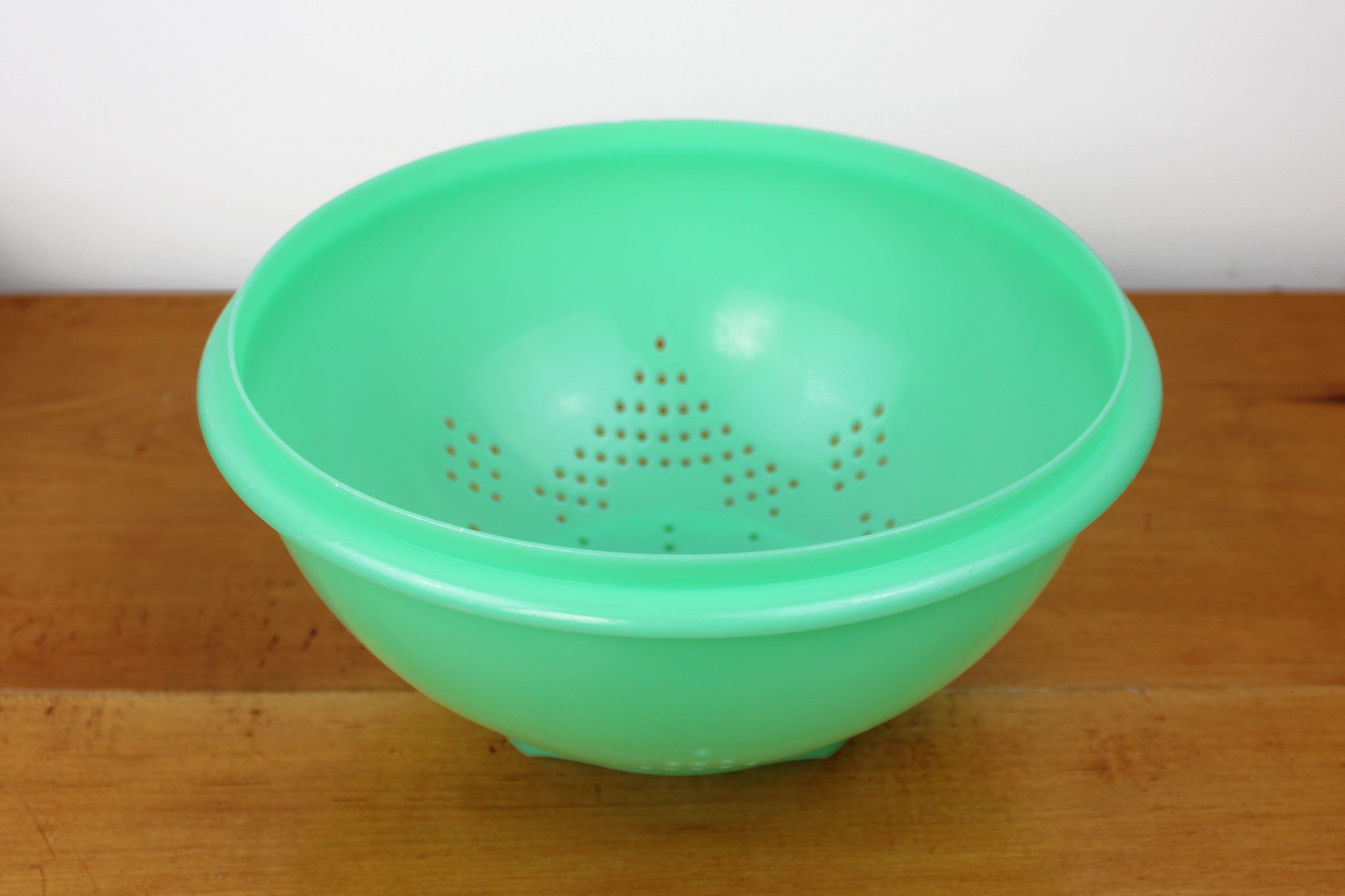 Vintage Tupperware Jadeite Collection Colander Vegetable 