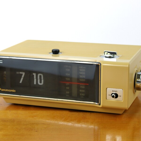 Vintage 70's Panasonic RC-6003 Flip Clock Radio Japan Rare Mustard Color Excellent Cosmetic Condition Read Description, 70's Space Age Clock