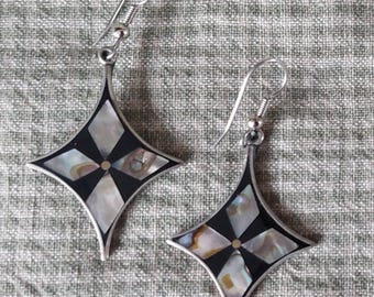 Vintage Mexico Alpaca Silver Black Onyx Abalone Inlaid Four Point Star Earrings
