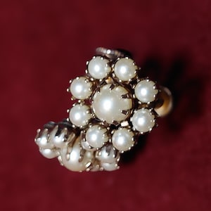 Vintage Faux Pearl Cluster Earrings...great for costume or cosplay