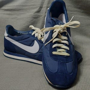 Vintage 1884 Nike Oceania Blue Suede Sneakers Running Shoes Size 11 NOS