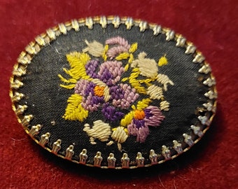 vintage floral embroidery brooch