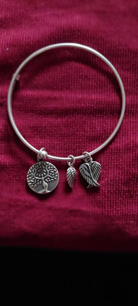 Silver Anvel Bangle with Shape Silver Anvel Bangle with Shape