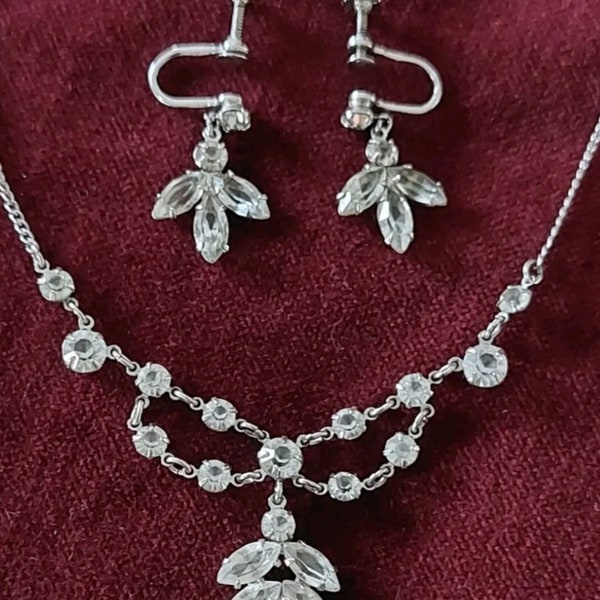 Vintage Sterling Silver festoon necklace and screwback earrings set