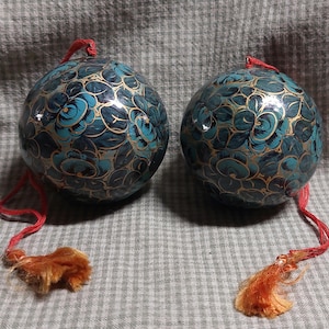 Set of 2 handpainted Indian Kashmiri Blue & Gold Christmas Bauble Ornament