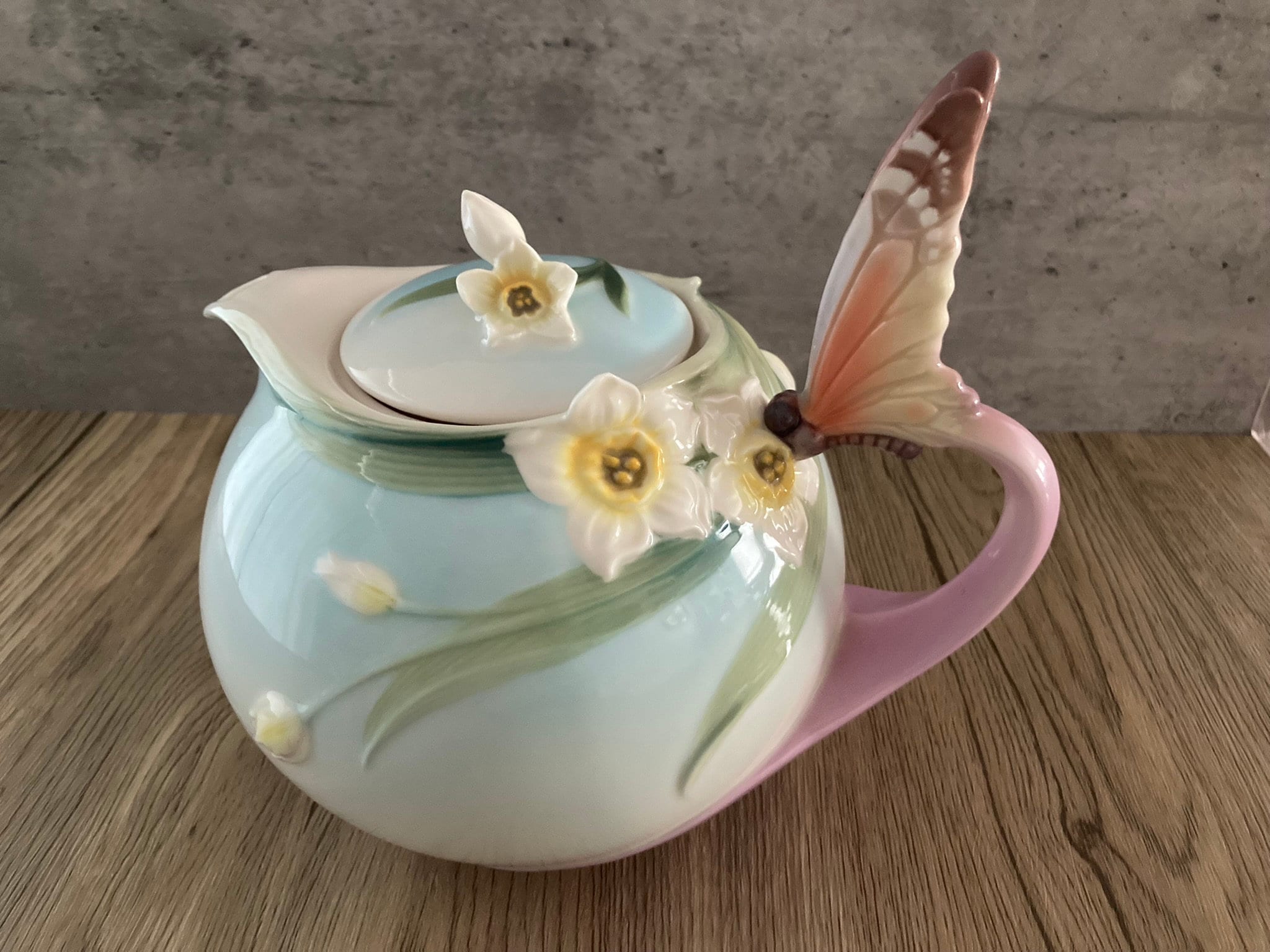 Franz Butterfly Papillon Teapot, Xp1878 Franz Porcelain Collection 