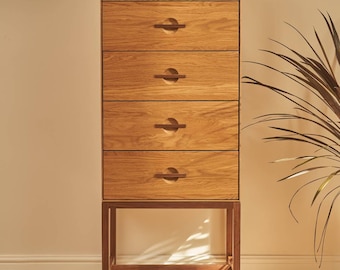 Tall chest of 5 drawers