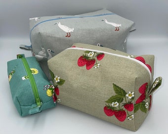 Handmade Boxy Pouch Box Bag Sewing Pattern Instructions Multiple sizes lined with zipper