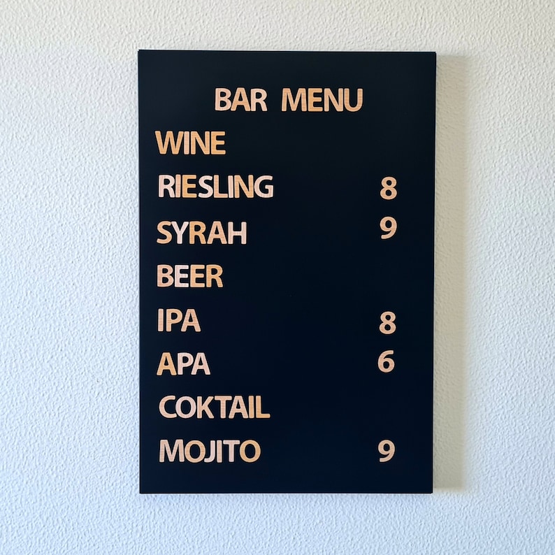 Menu board. Easily changeable metal menu board with wooden letters on magnets. Menu display for coffee shops, bars, bakeries. zdjęcie 8