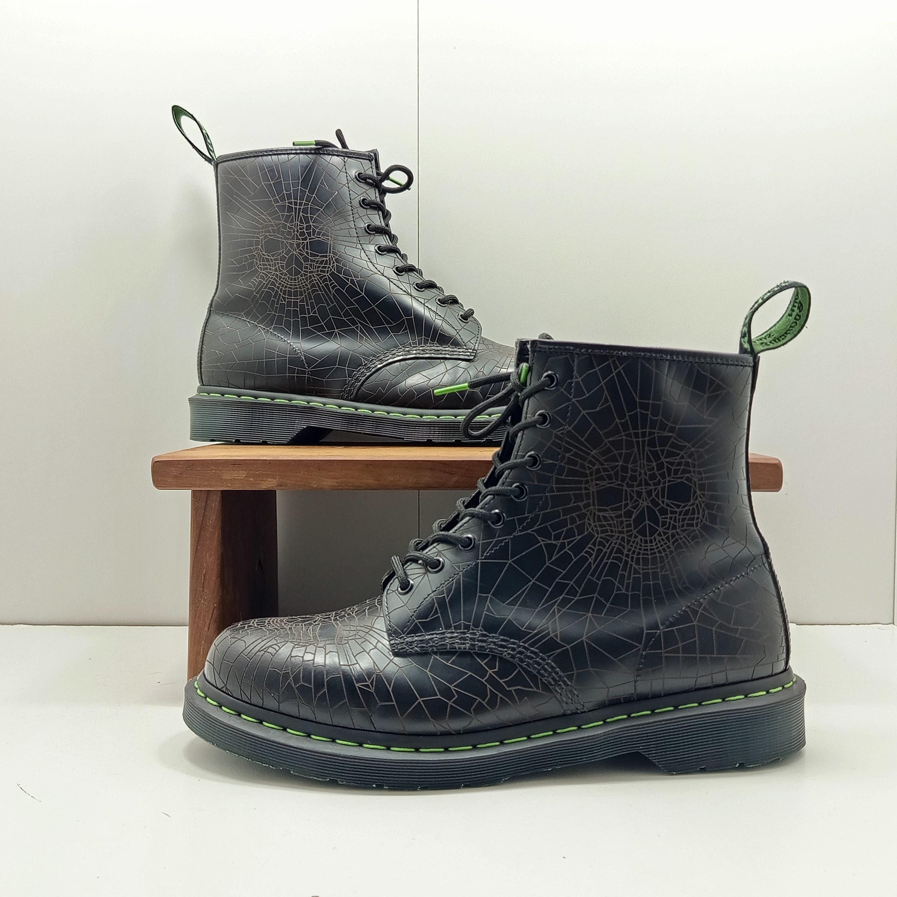 Dr. Martens 1460 Limited Edition Skull Web, With a Motif - Etsy