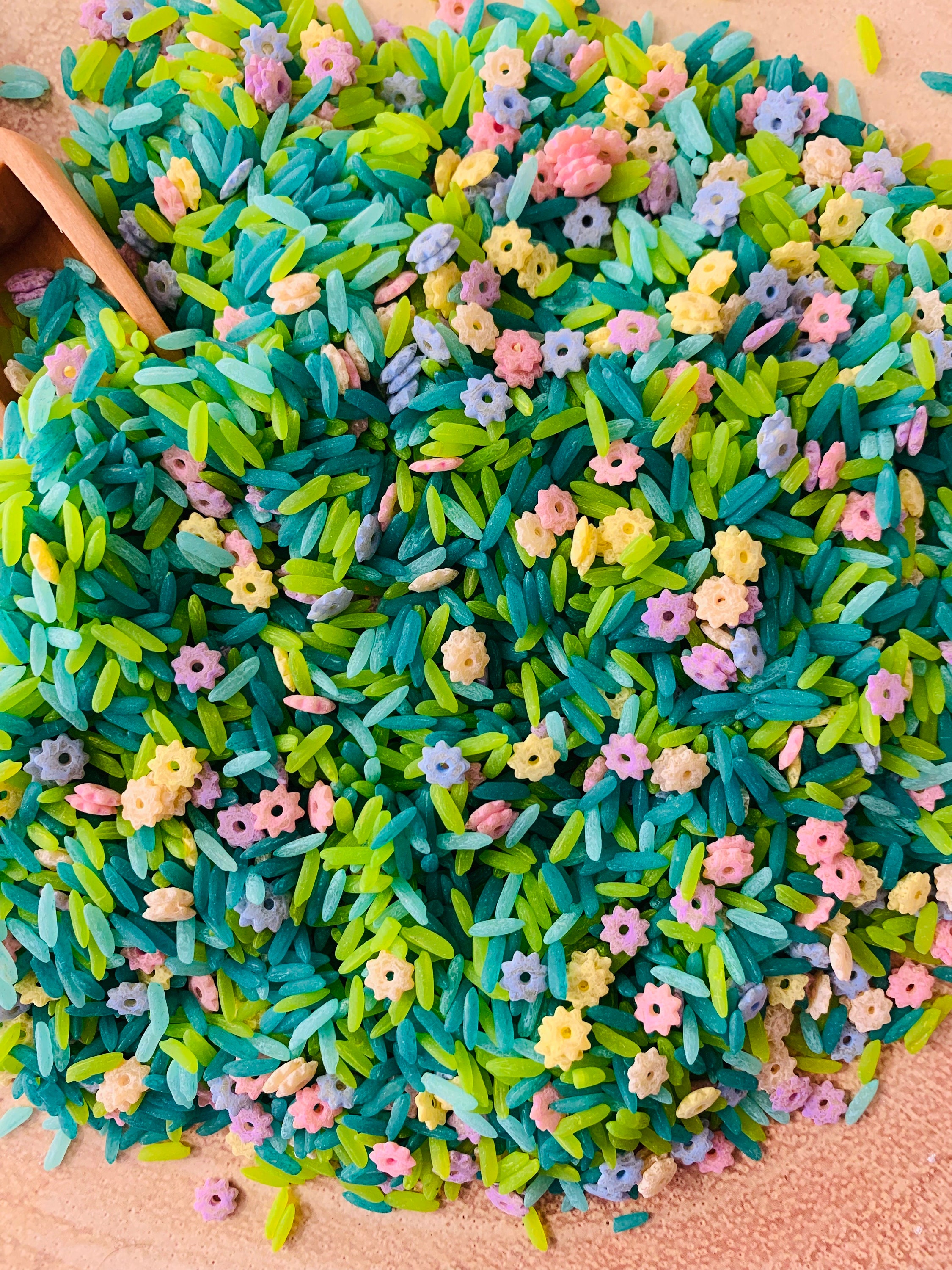 Round Sensory Tray With Painted Rice Kit, Sensory Tray Kit, Rainbow ...