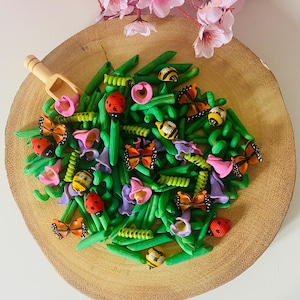 Summer Garden Sensory, Minibeasts Sensory Bin Fillers, Loose Parts Play, Early Years Play, Themed Play Montessori, Tuff Tray, Sensory Base