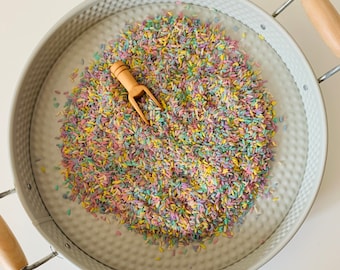 Round Sensory Tray with Painted Rice Kit, Sensory Tray Kit, Rainbow Rice, Sensory Play, Natural Play, Outdoor, STEM, Early Years