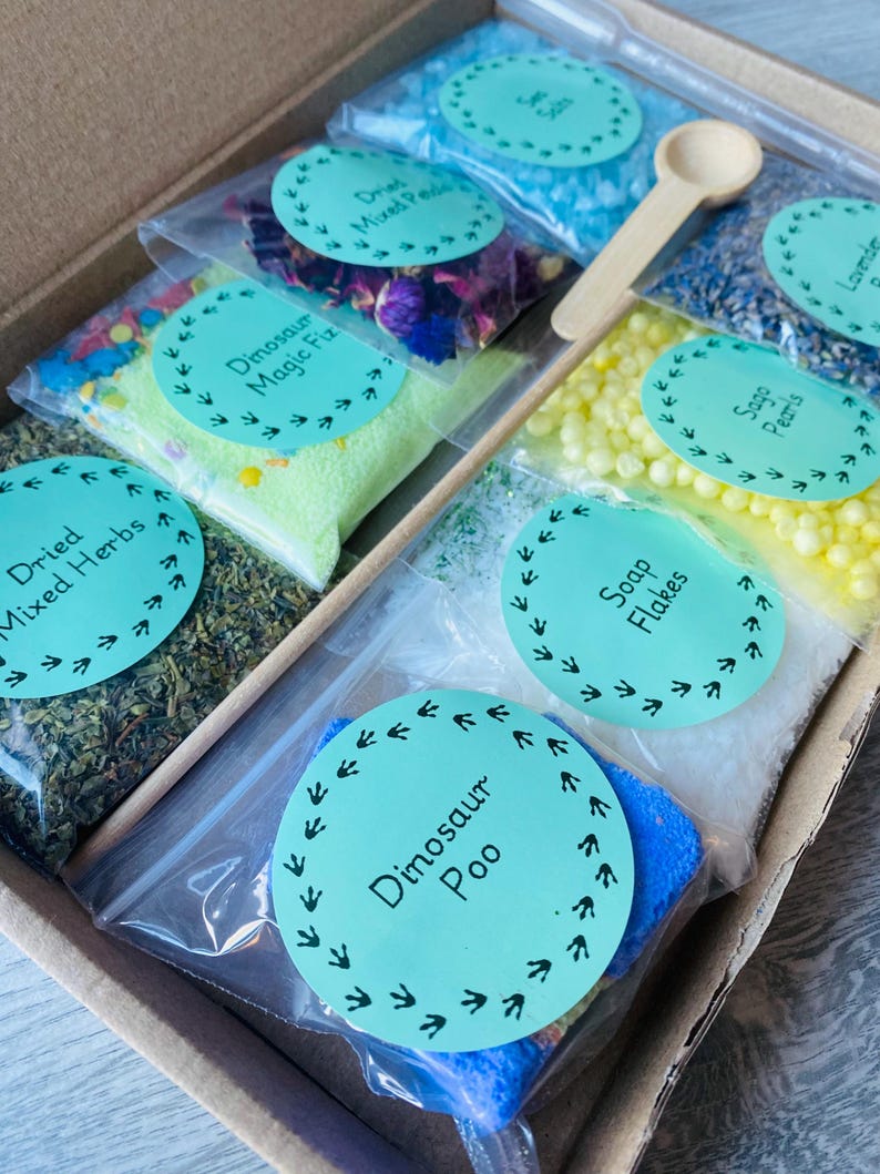Dinosaur Mud Kitchen Potion Kit, Sensory Natural Play image 2