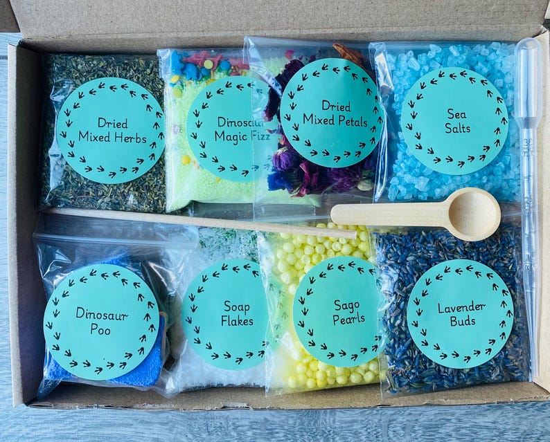 Dinosaur Mud Kitchen Potion Kit, Sensory Natural Play Standard Postal Box