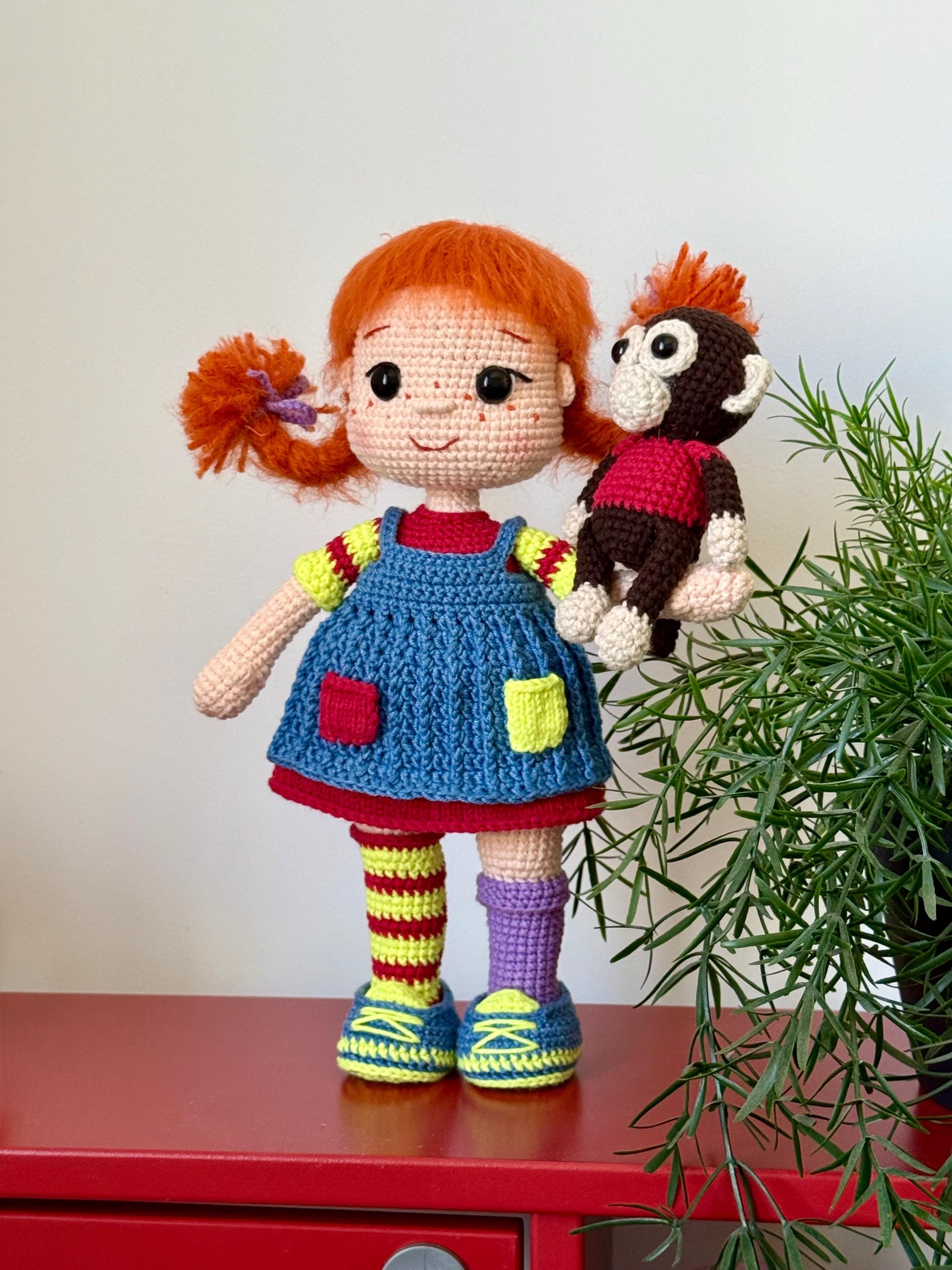 かぎ針編みの長くつ下のピッピ人形：三つ編みの赤い髪の少女 - Etsy 日本