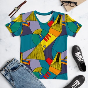 カラフルな建築模様のレディースTシャツ