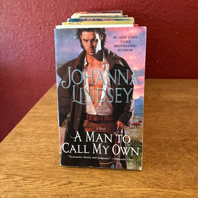 Johanna Lindsey Romance Novels Lot Of 11 image 13