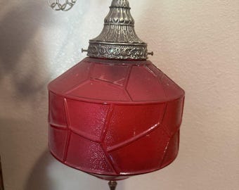 Vintage rode glazen swag hanglamp uit het midden van de eeuw retro licht lang snoer