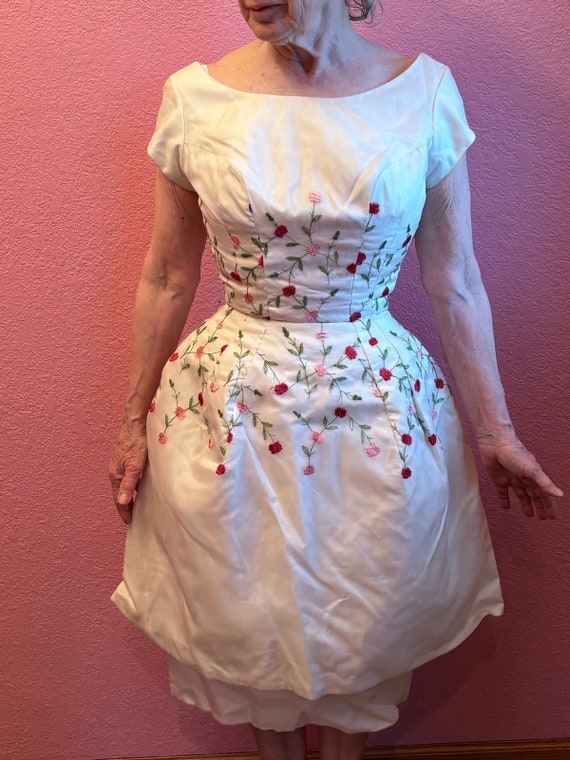 1950s Hand made Cream Embroidered Double Tiered Go