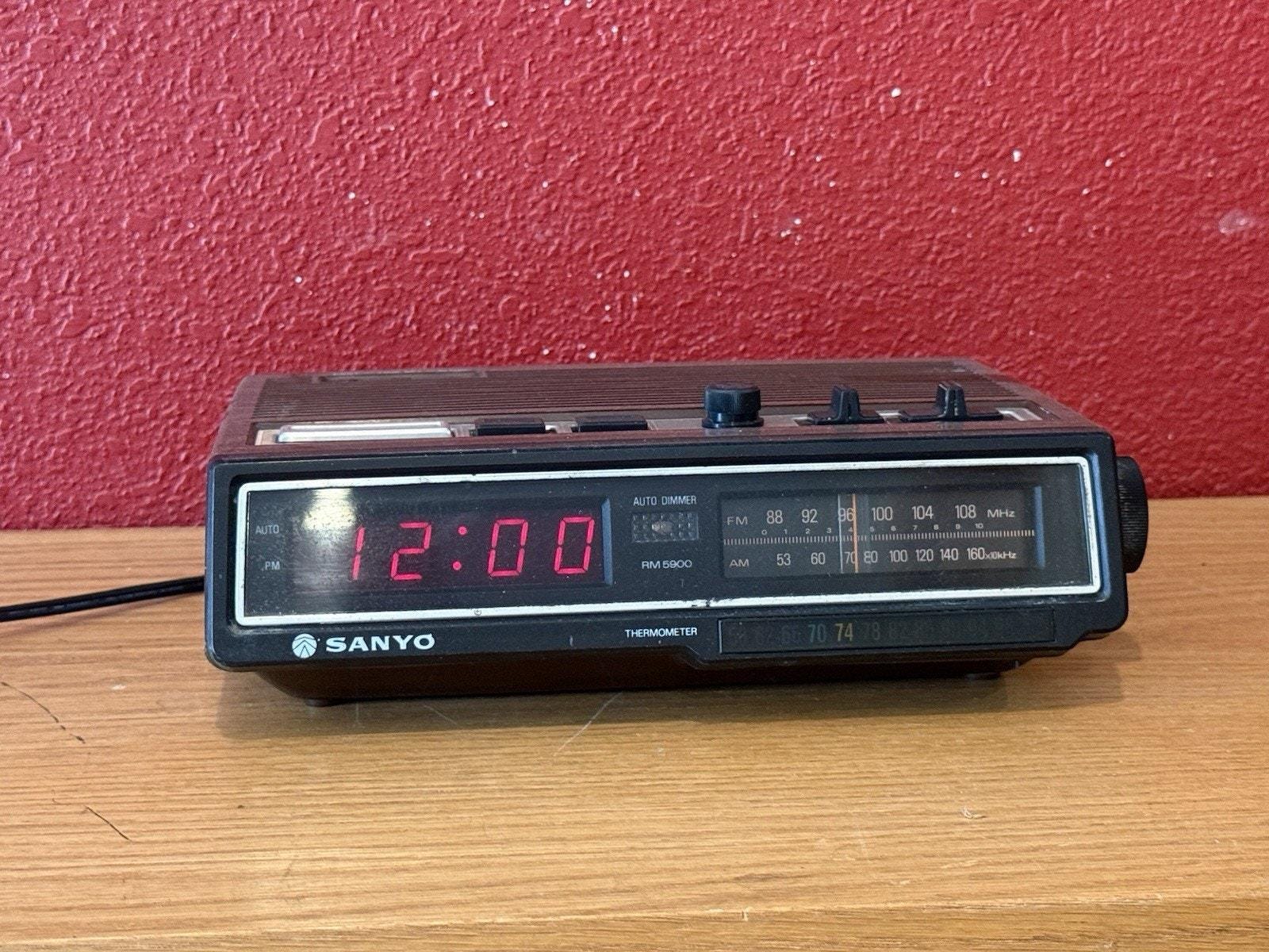 Sanyo Alarm Clock - Etsy
