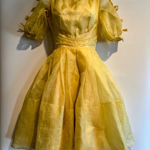 1950s Hand made Bright Yellow Short Sleeve Dress