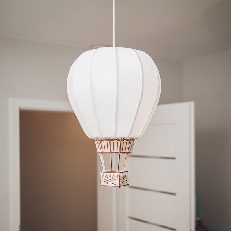 Lampe suspendue en bois ballon, Lampe pour enfants, Chambre d'enfant, Fait main, Pour un cadeau image 6