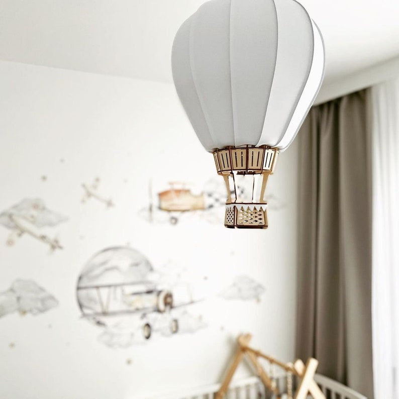 Lampe suspendue en bois ballon, Lampe pour enfants, Chambre d'enfant, Fait main, Pour un cadeau image 5