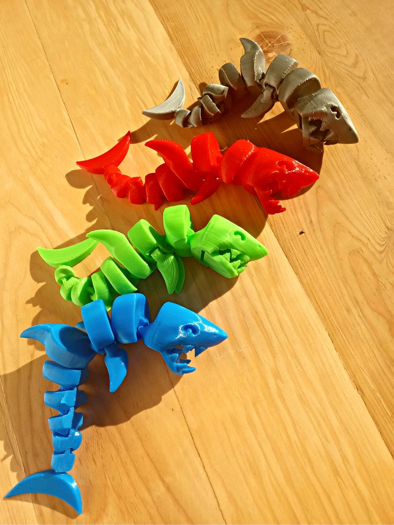 3d Printed Articulated Shark Pool/fidget Toy - Etsy