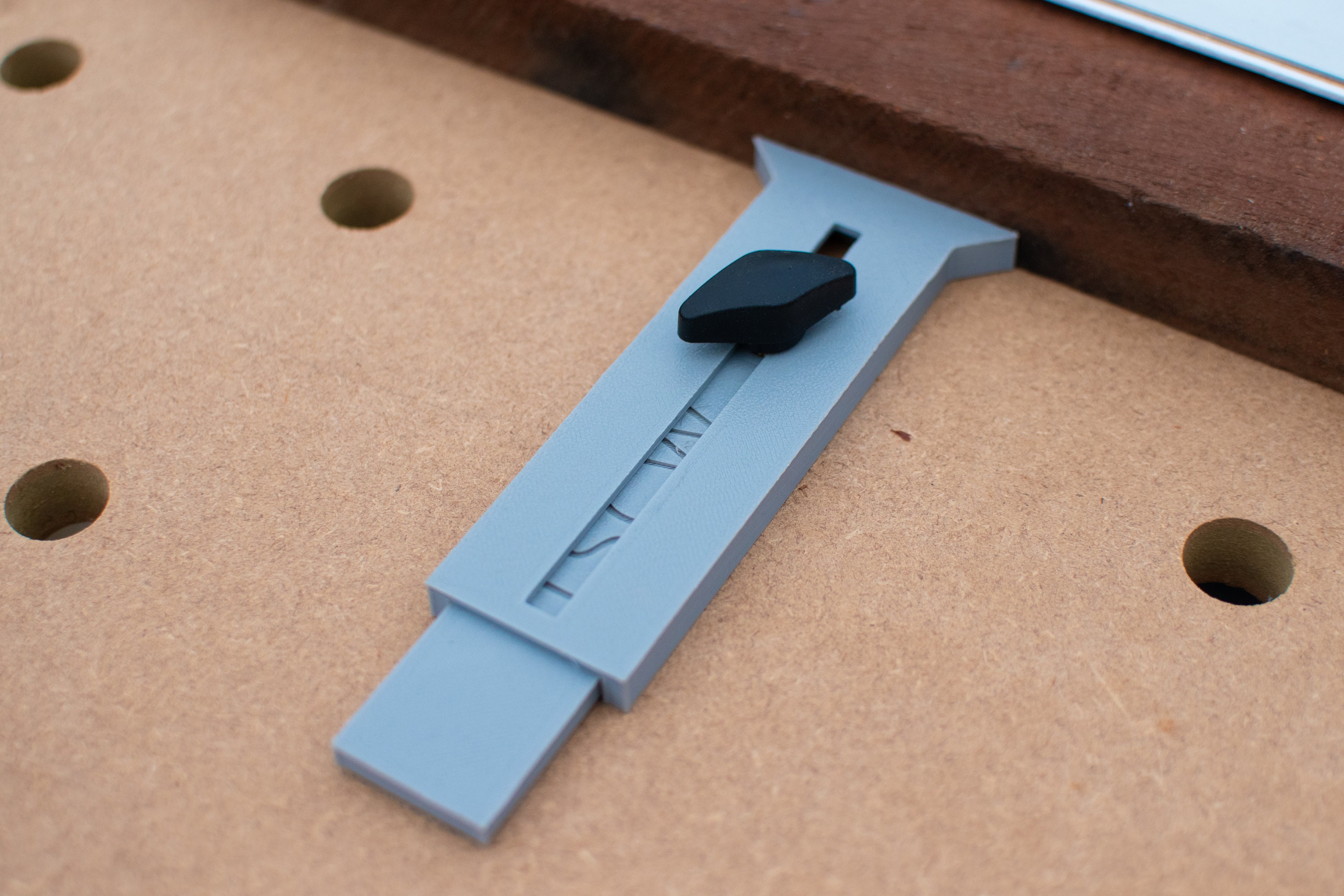 MFT Bench Dog Adjustable Stop X 2 - Festool MFT3 Tabletop, 20mm