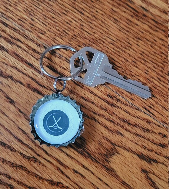 Hockey Bottlecap Keychain