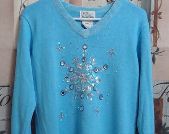 Vintage Snowflake Sweater from Quacker Factory Size Small