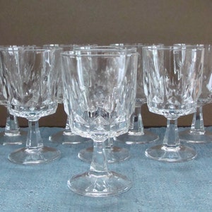 Vintage Arcoroc Artic Water Goblets, France, Set of Eight