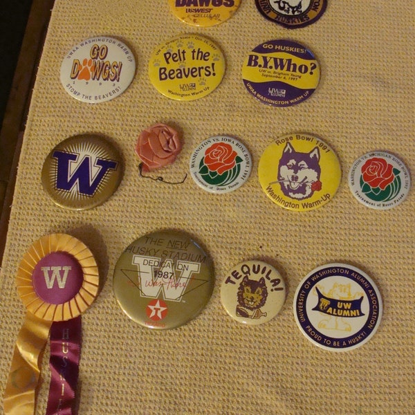 Vintage lot of University of Washington Huskies Souvenir Football Buttons 1987-1997